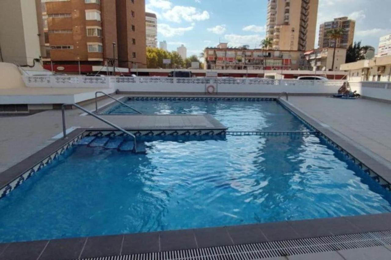 Los Caballos Vip Playa Levante Benidorm Exterior foto